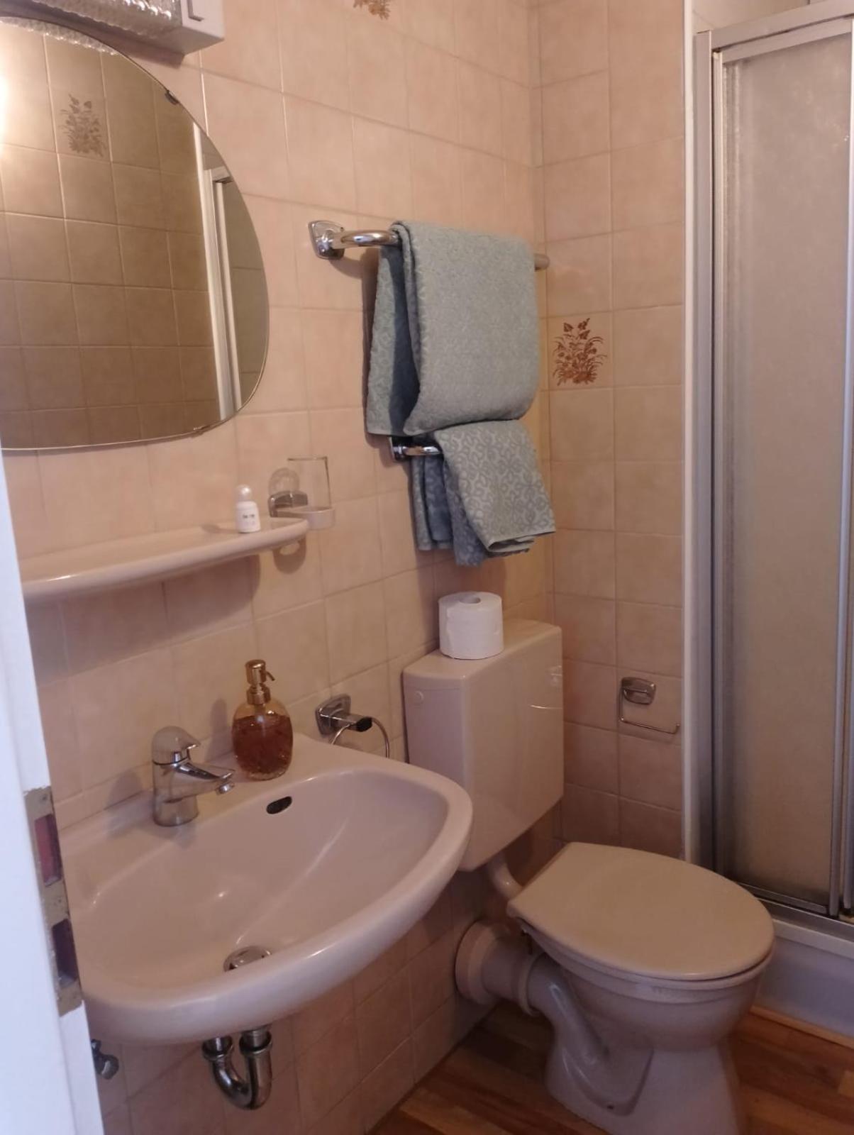Guesthouse - Weeze Rooms Extérieur photo