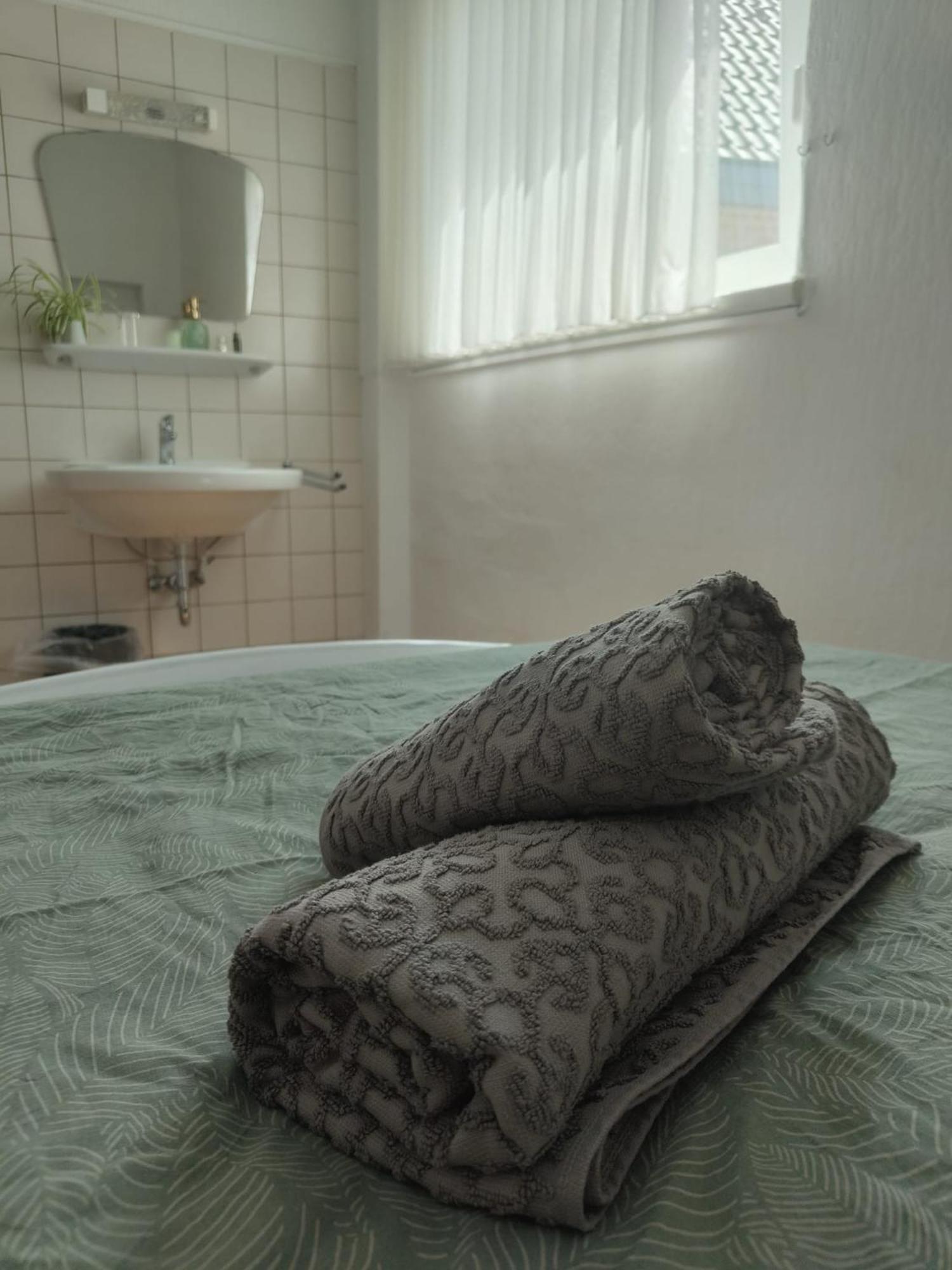 Guesthouse - Weeze Rooms Extérieur photo